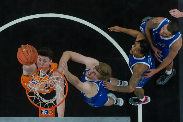 拼抢篮板和 拼抢篮板和