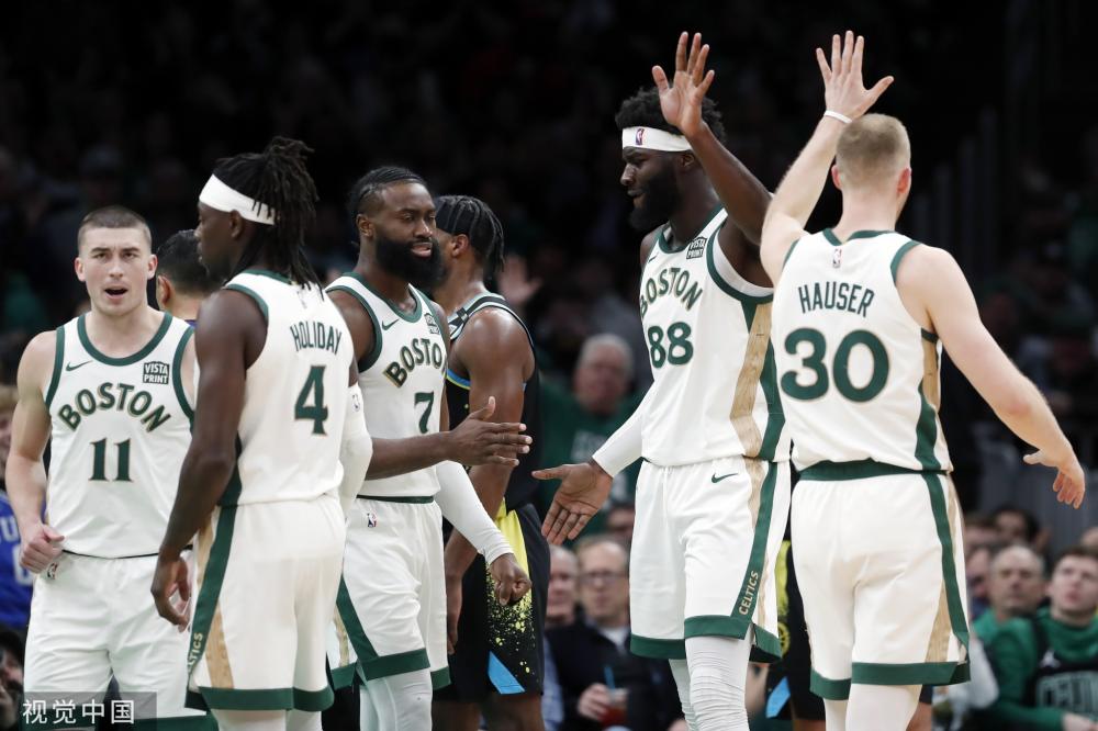 在竞赛场上 在竞赛场上