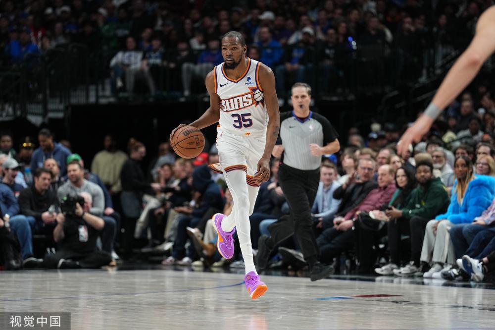 在巴萨对阵 在巴萨对阵